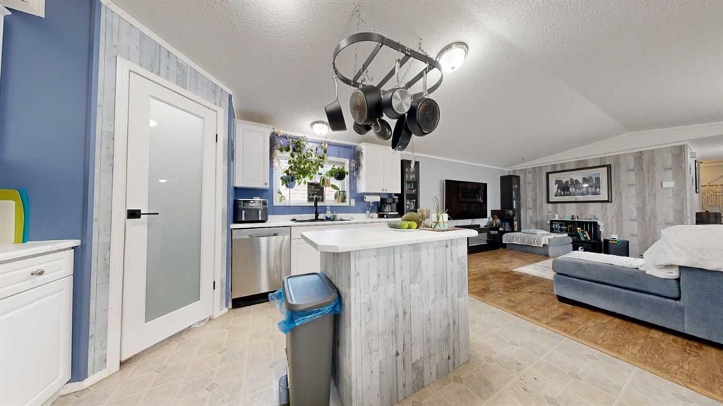 8708 89 Street  - Photo 9