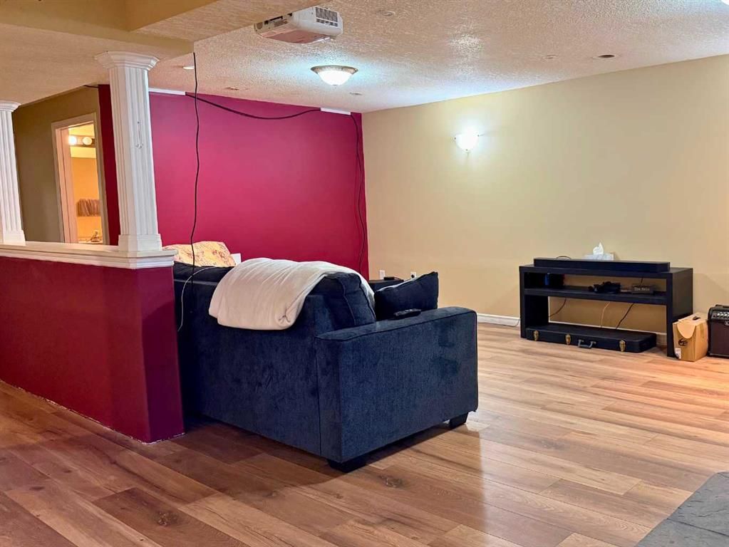 10249 111 Avenue  - Photo 15