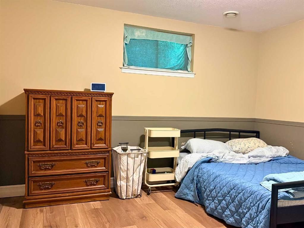 10249 111 Avenue  - Photo 18