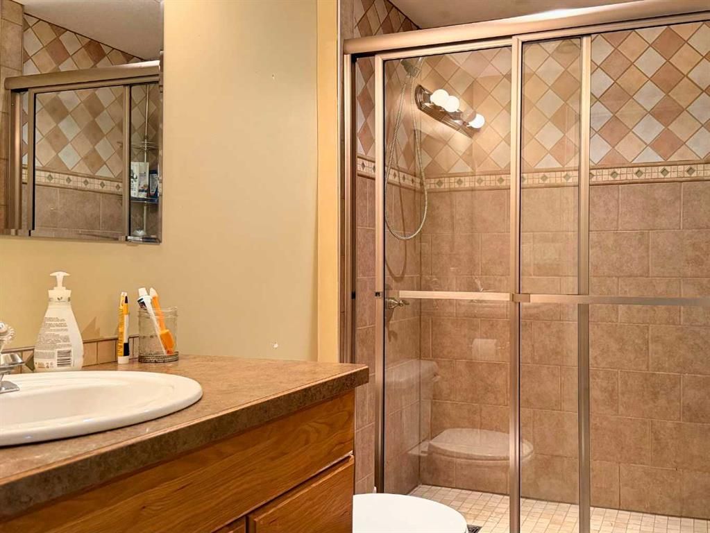 10249 111 Avenue  - Photo 21