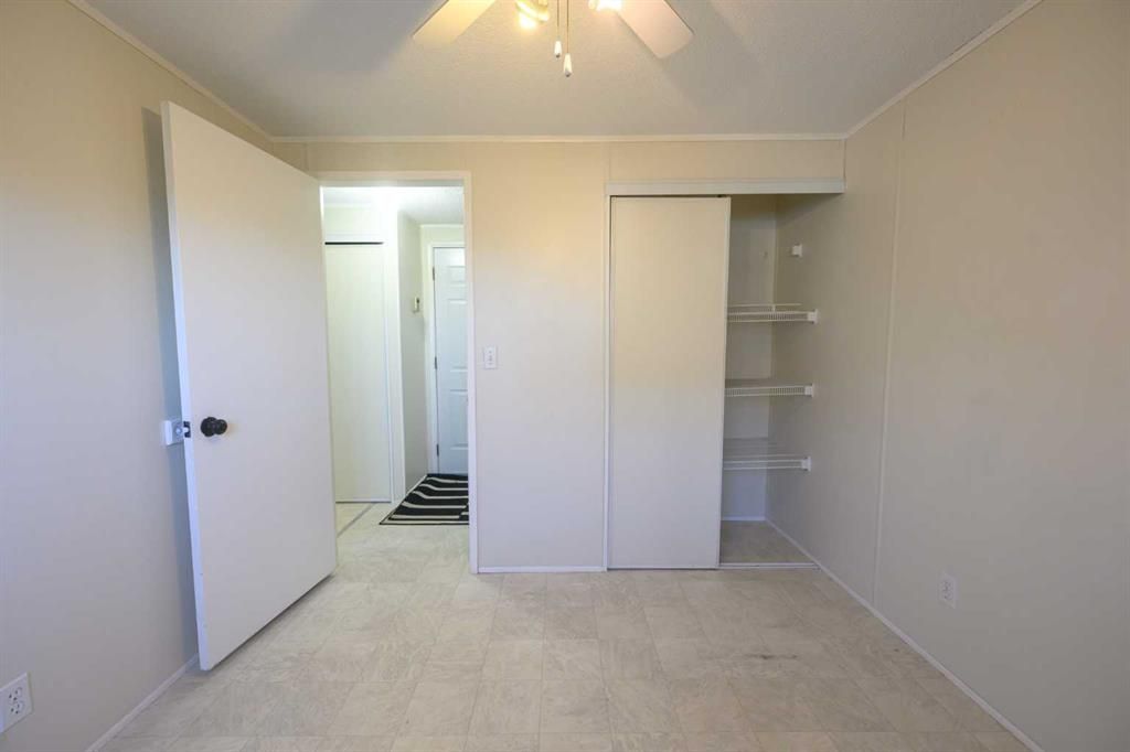 10017 100 Avenue  - Photo 11