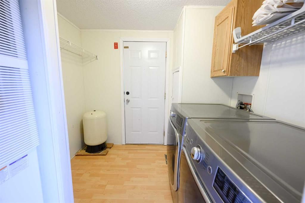 10017 100 Avenue  - Photo 23