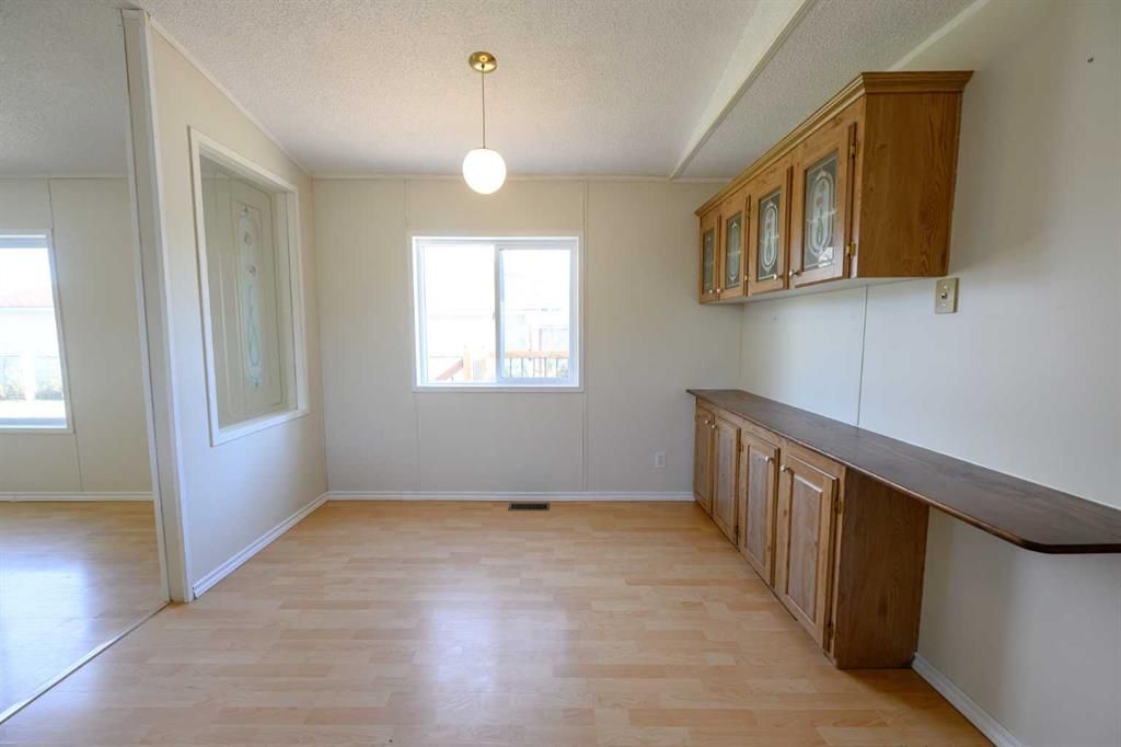 10017 100 Avenue  - Photo 5