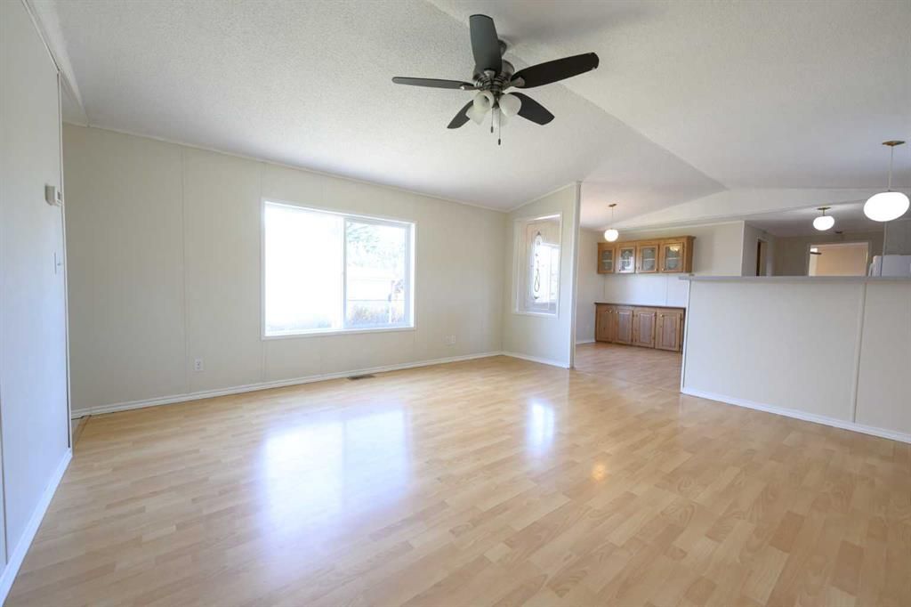 10017 100 Avenue  - Photo 8