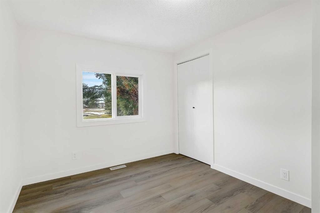 744033  #6 Range Road 54   - Photo 20