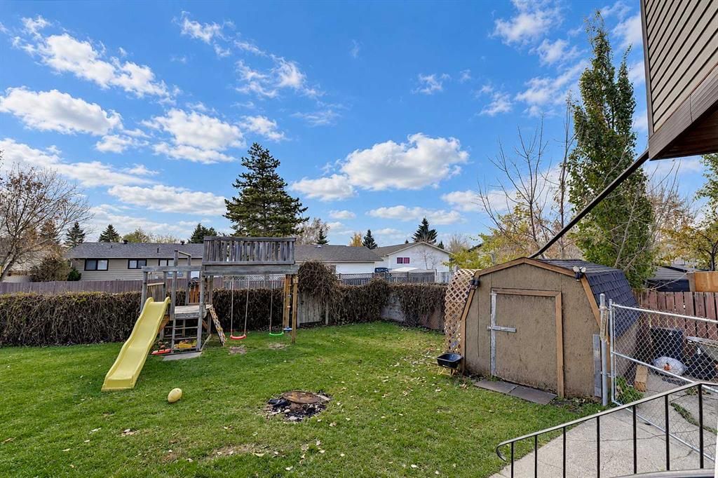7109 99A Street  - Photo 25