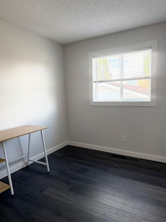 6226 90 Street  - Photo 13