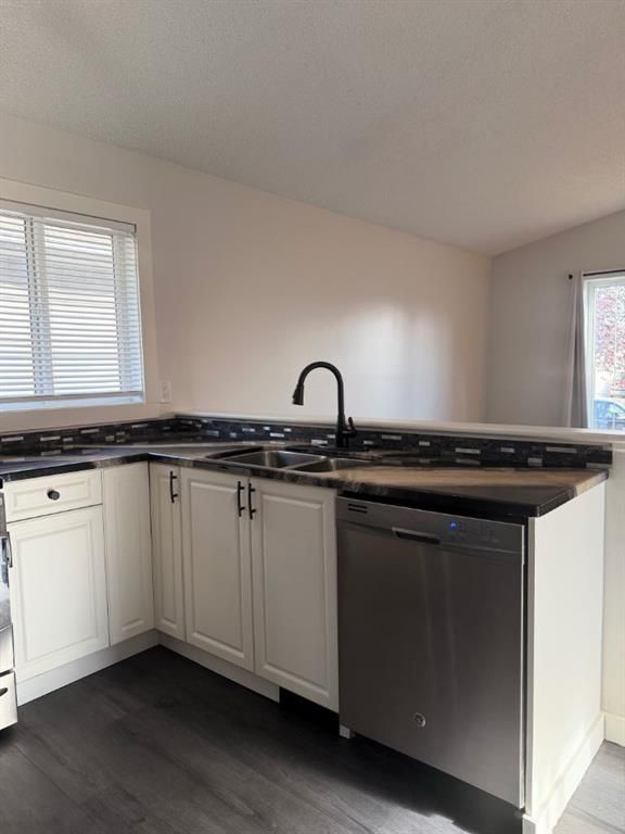 6226 90 Street  - Photo 6