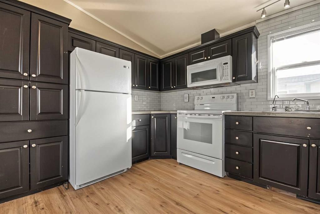 374 Scott Lane  - Photo 9