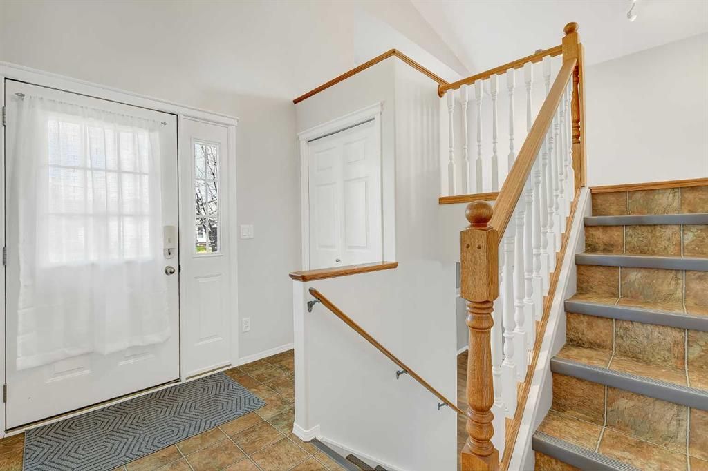 116 Pinnacle Boulevard  - Photo 4