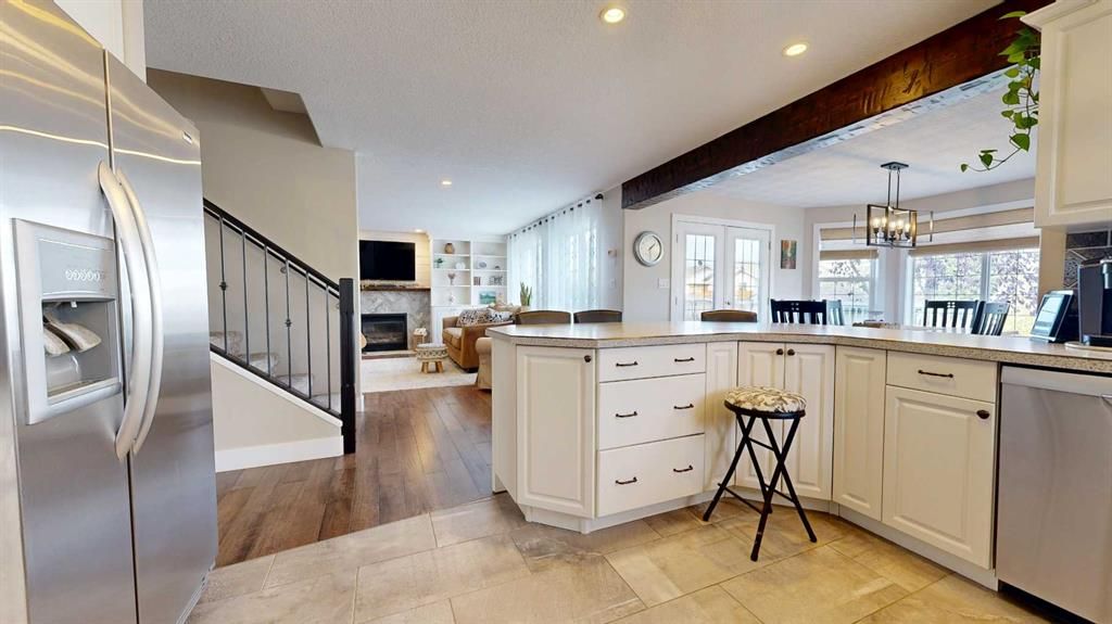 9302 Lakeshore Court  - Photo 10