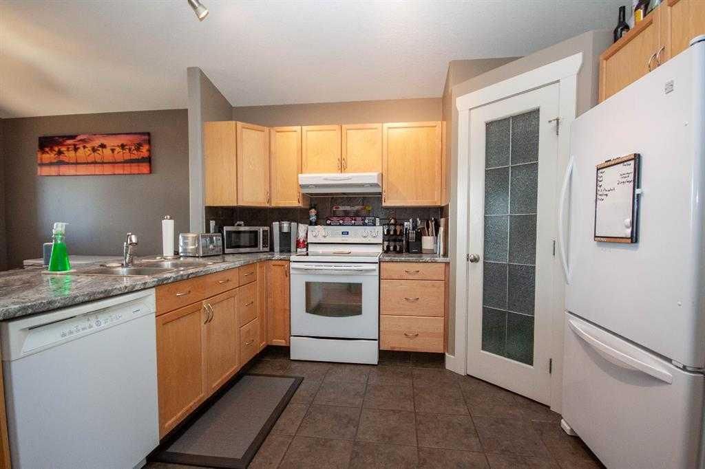 8934 69 Avenue  - Photo 3