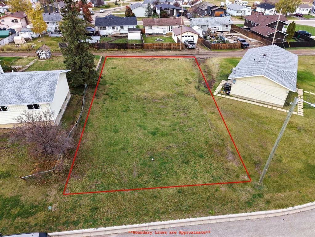 44 Mcalpine Crecent   - Photo 2