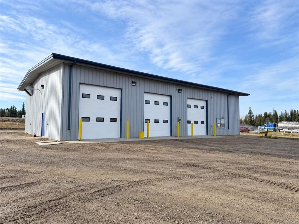 9902 38 Avenue  - Photo 1