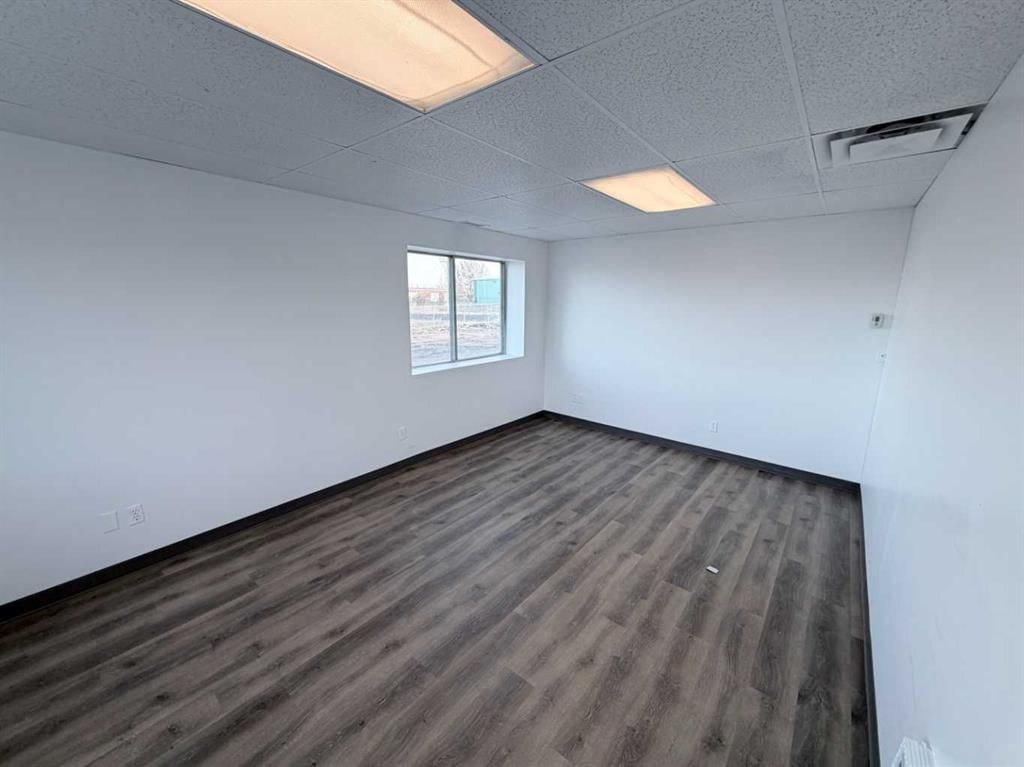 9902 38 Avenue  - Photo 14