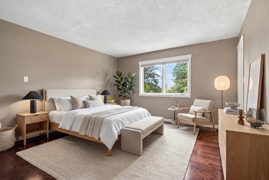 9814 75 Avenue  - Photo 26