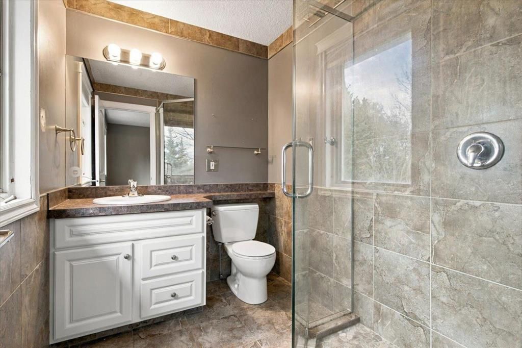9814 75 Avenue  - Photo 29