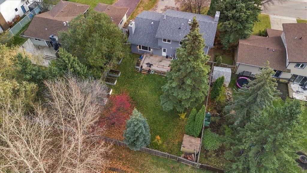 9814 75 Avenue  - Photo 4