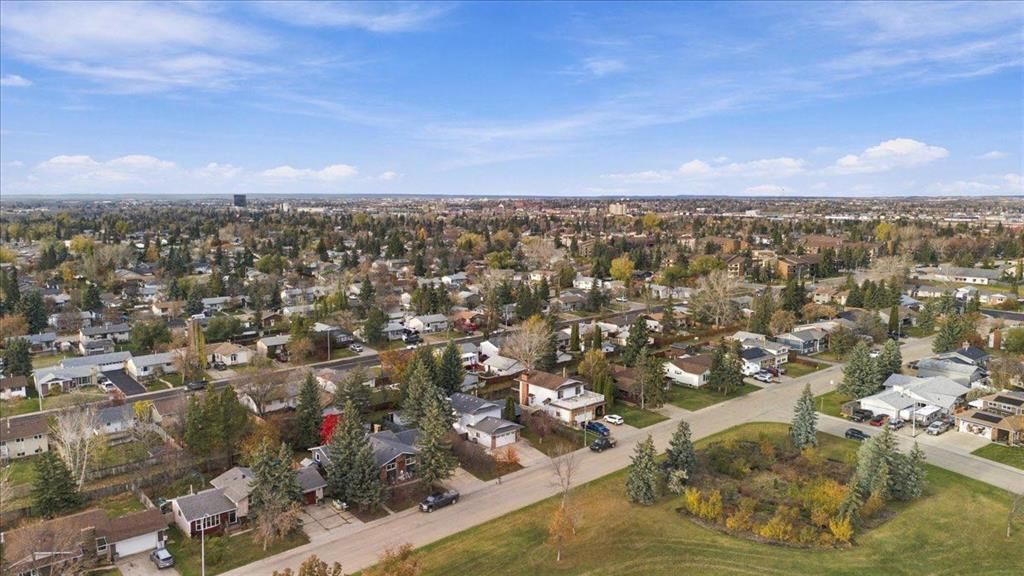 9814 75 Avenue  - Photo 47