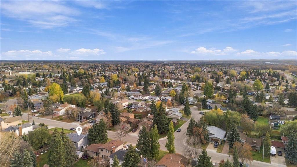 9814 75 Avenue  - Photo 48