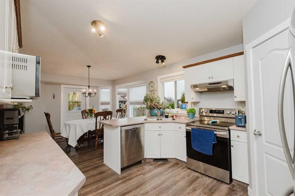 9812 65 Avenue  - Photo 14