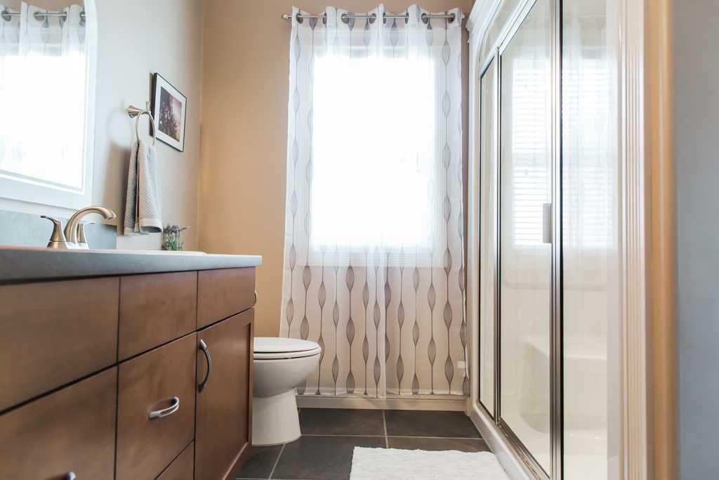 7925 Carriage Lane Drive  - Photo 24