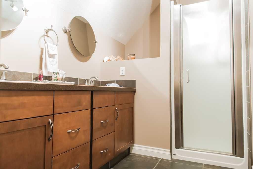 7925 Carriage Lane Drive  - Photo 30