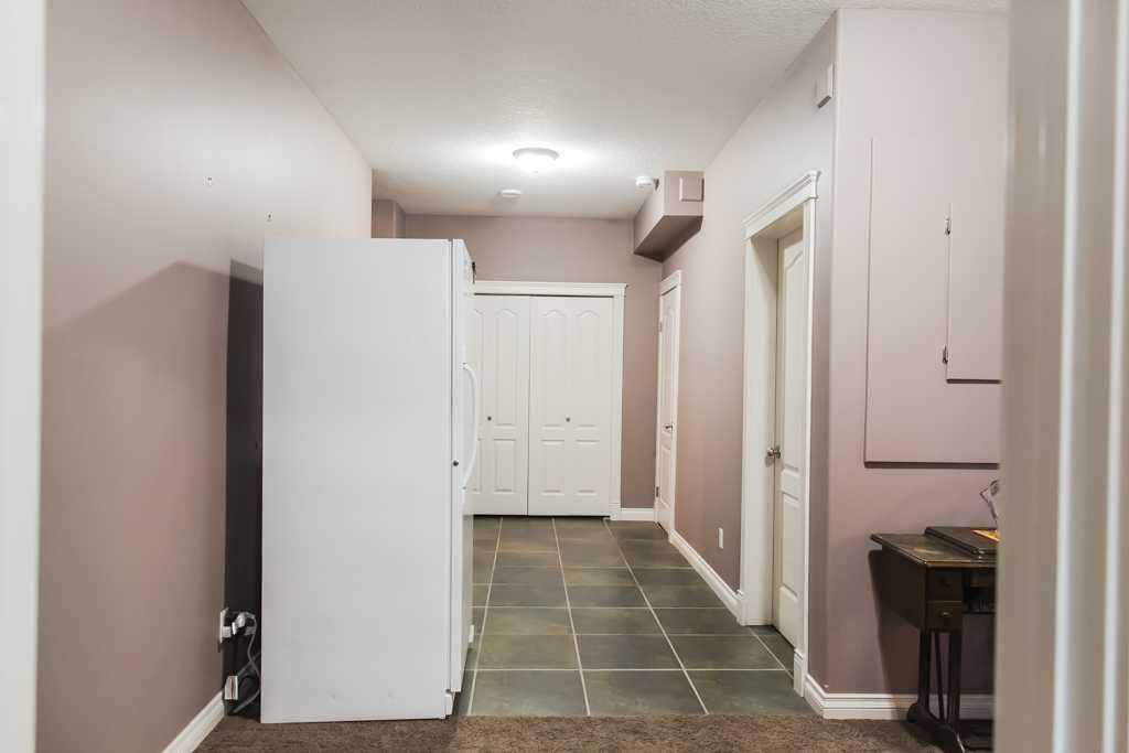 7925 Carriage Lane Drive  - Photo 39