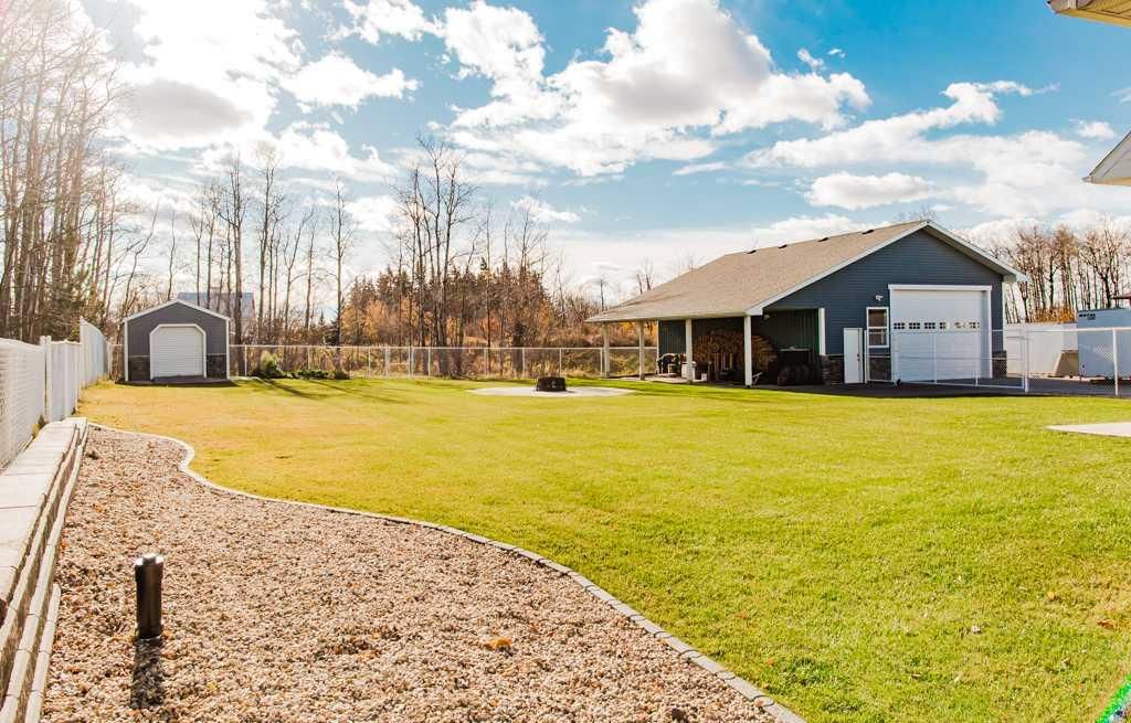 7925 Carriage Lane Drive  - Photo 4