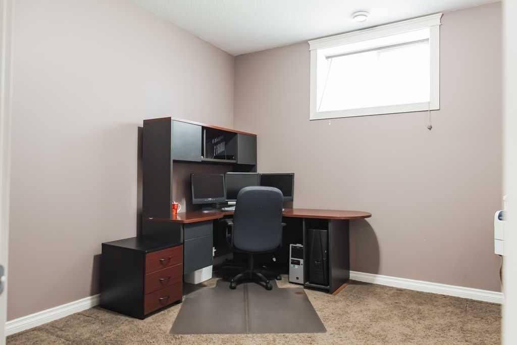 7925 Carriage Lane Drive  - Photo 40