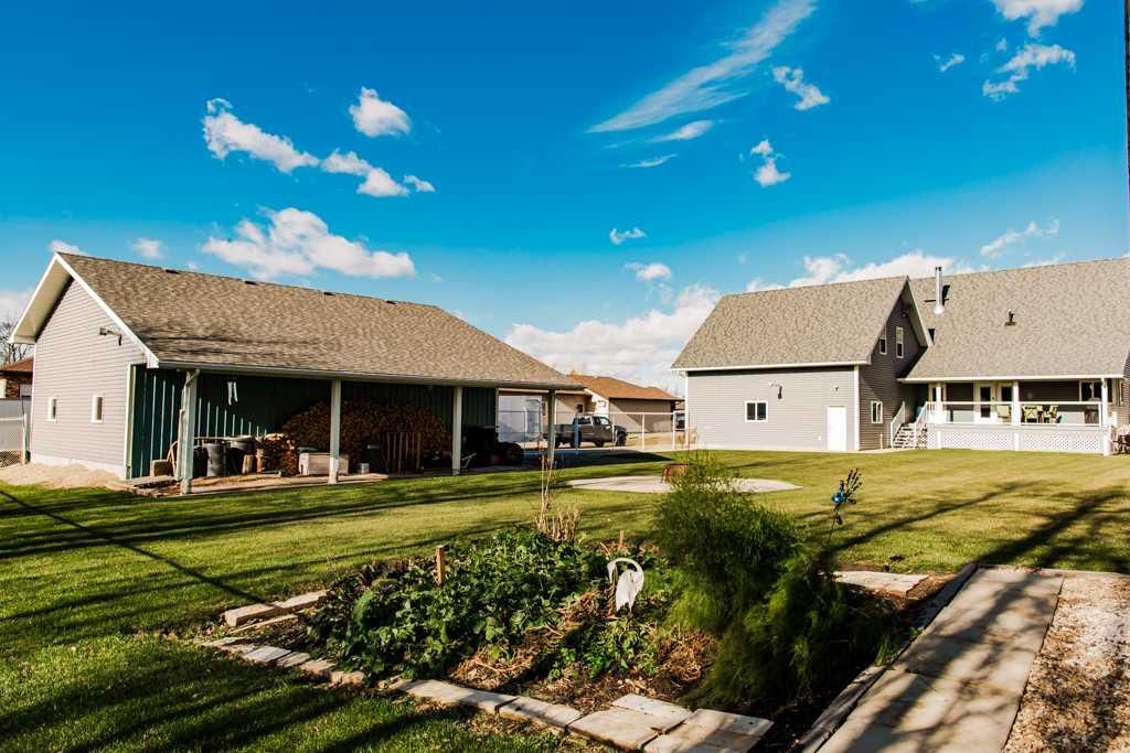 7925 Carriage Lane Drive  - Photo 49