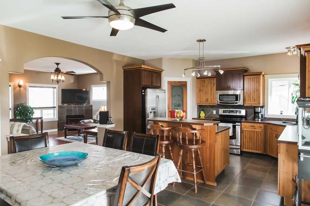 7925 Carriage Lane Drive  - Photo 8