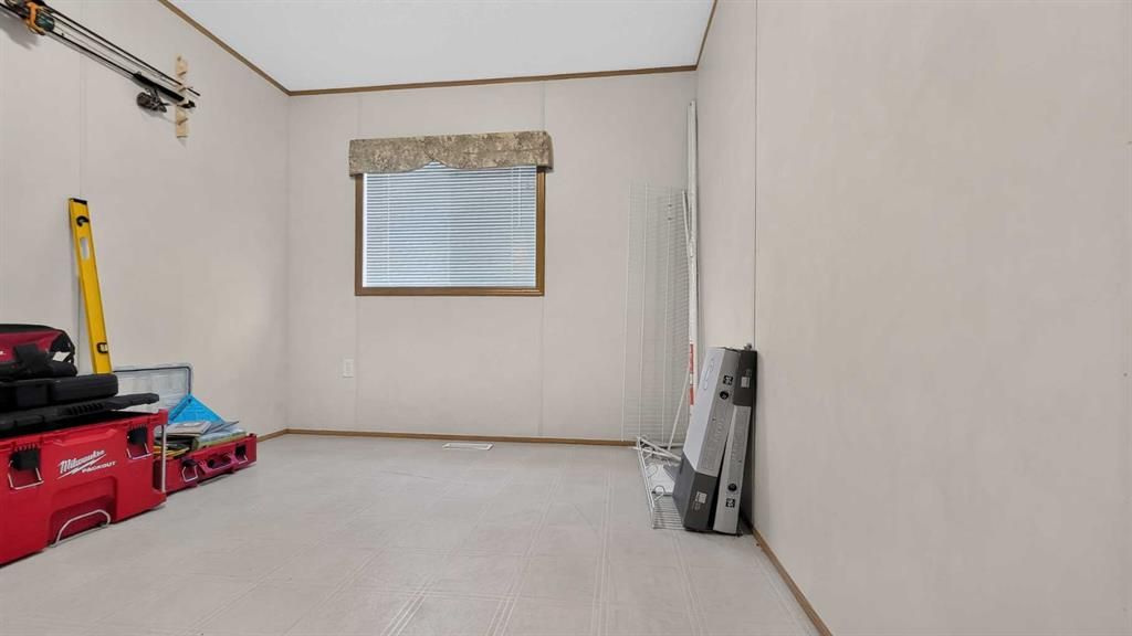 563 Stewart Street  - Photo 8