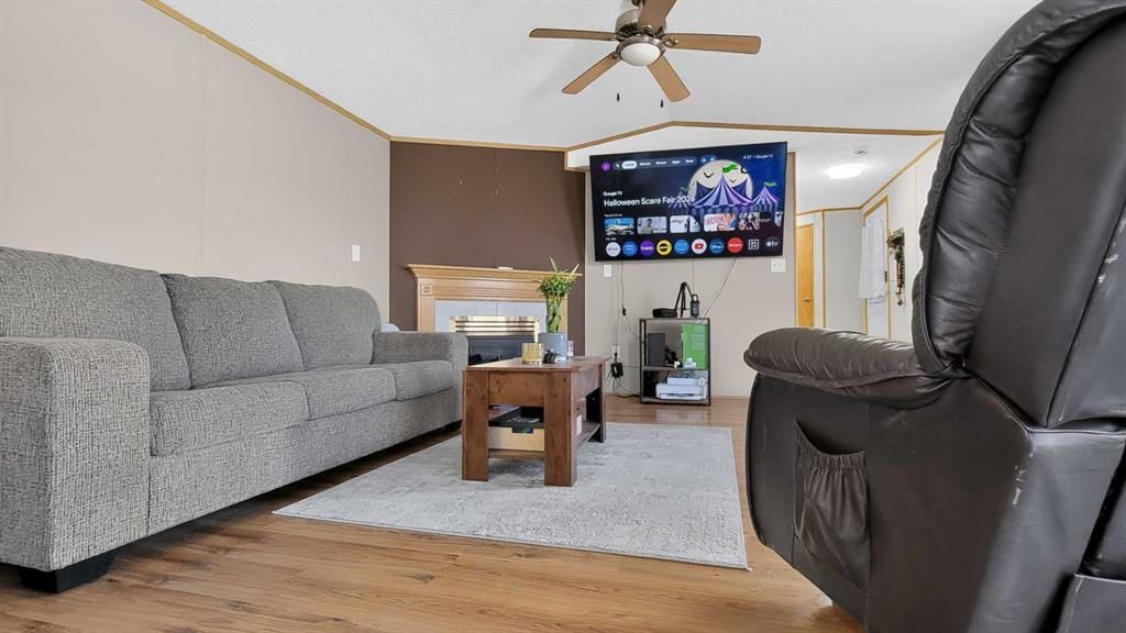 563 Stewart Street  - Photo 9