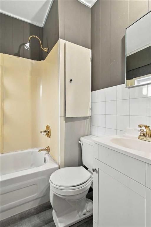 9904 101 Avenue  - Photo 19