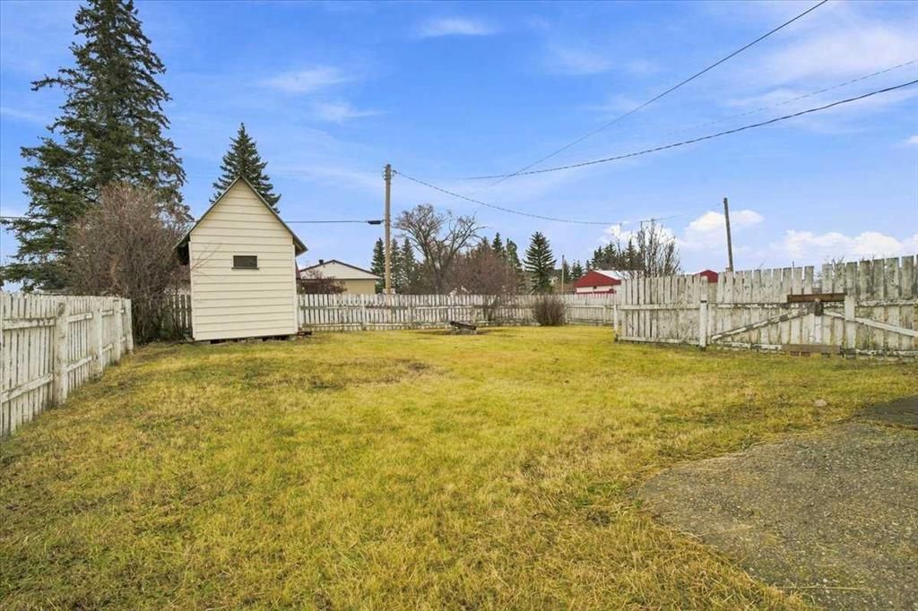 9904 101 Avenue  - Photo 24