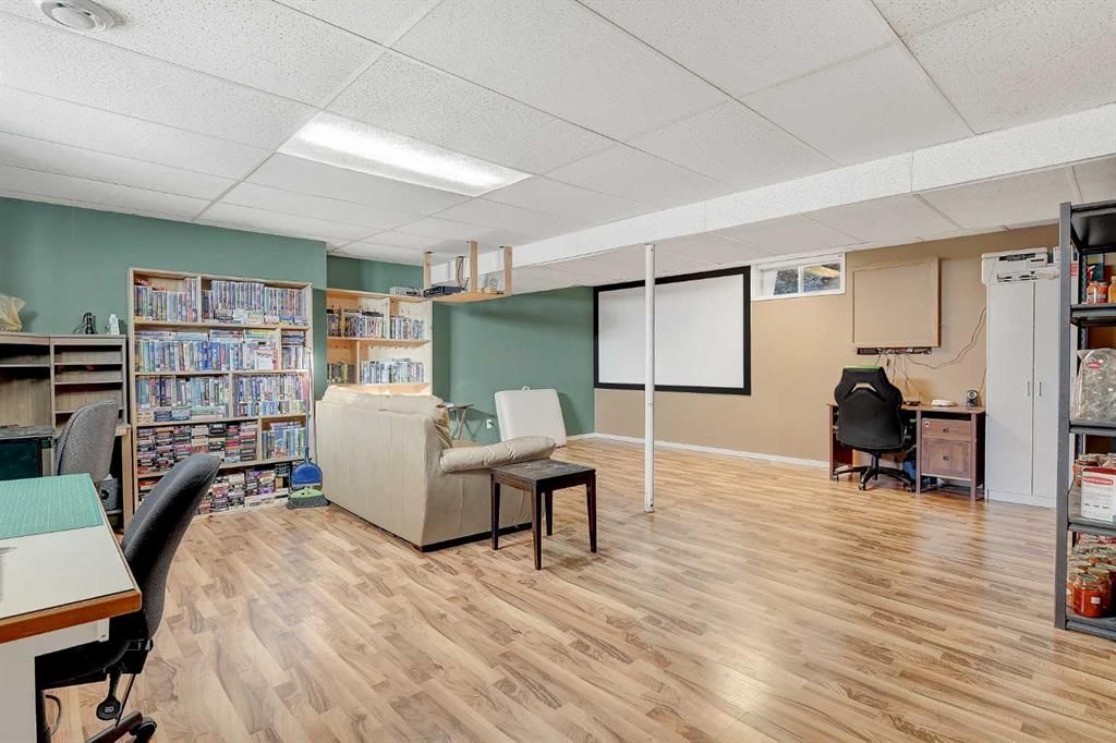 7301 97A Street  - Photo 26