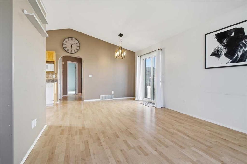 7710 Westpointe Drive  - Photo 5