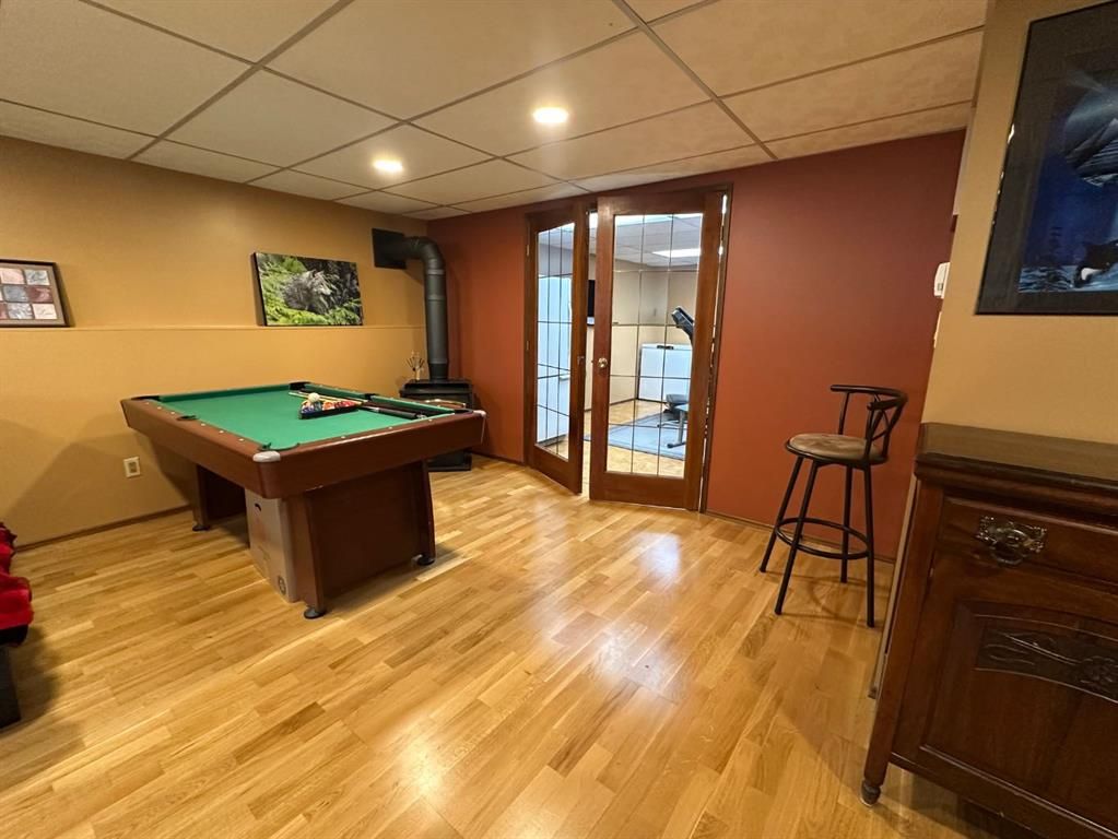 8218 102A Street  - Photo 18