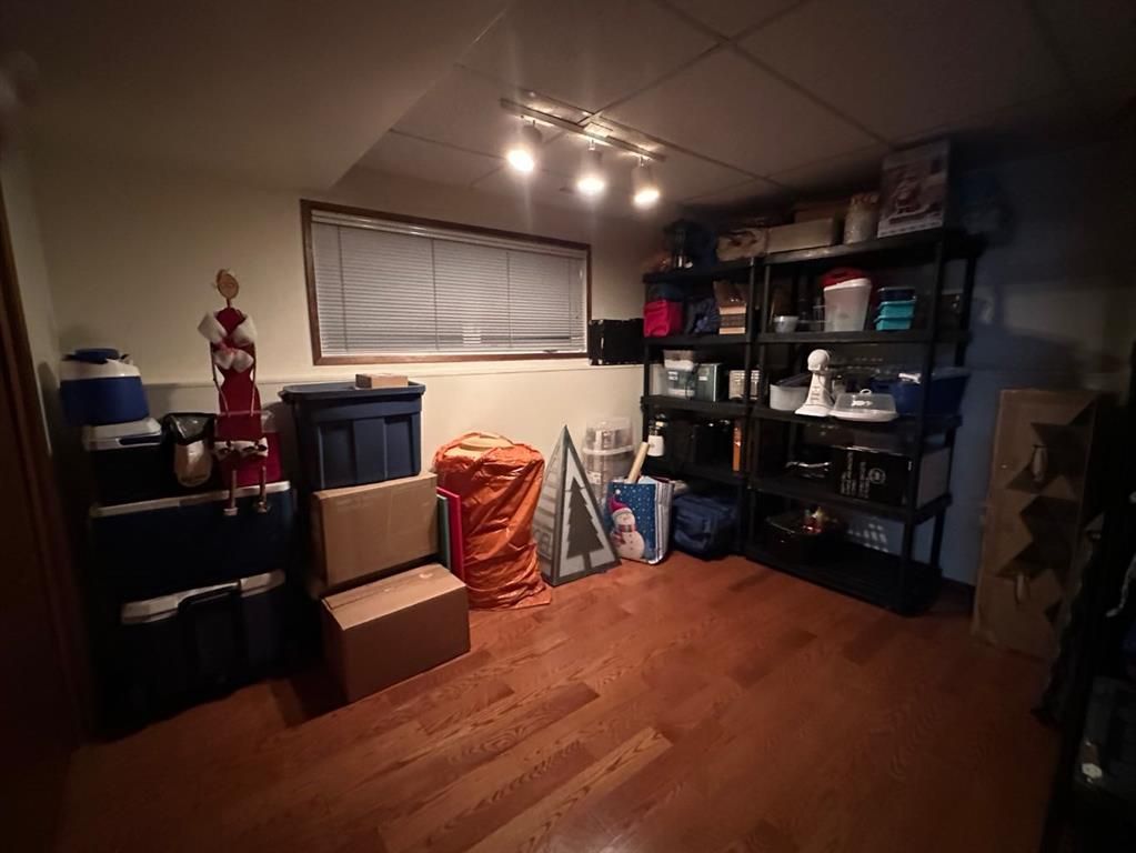8218 102A Street  - Photo 22