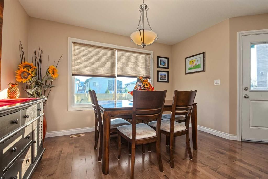 7429 90A Street  - Photo 10
