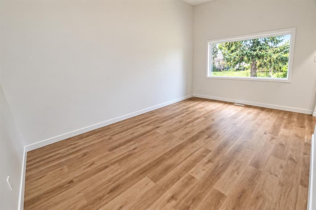 9812 97 Park Avenue  - Photo 15