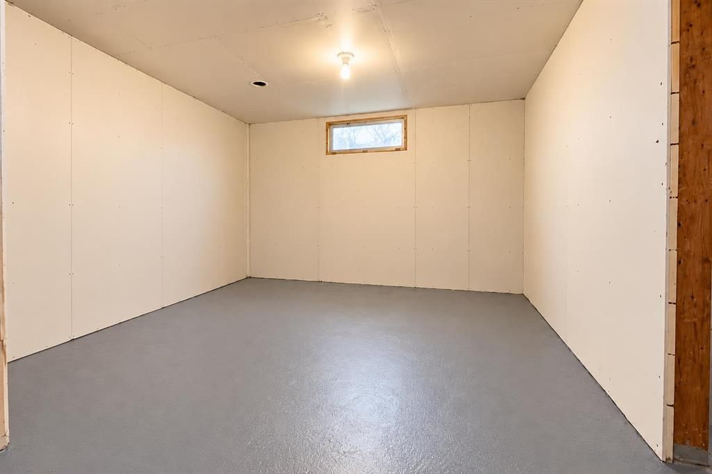 9812 97 Park Avenue  - Photo 19