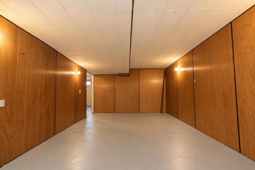 9812 97 Park Avenue  - Photo 21