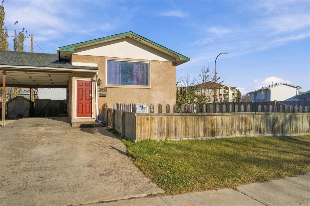 9202 101 Avenue  - Photo 1