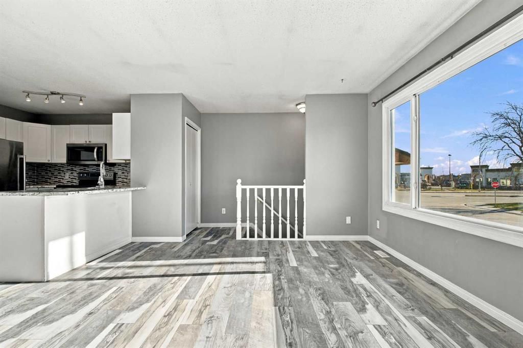 9204 101 Avenue  - Photo 5