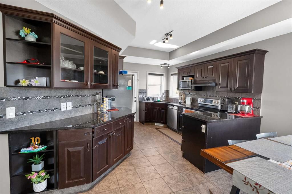 8902 95 Avenue  - Photo 12