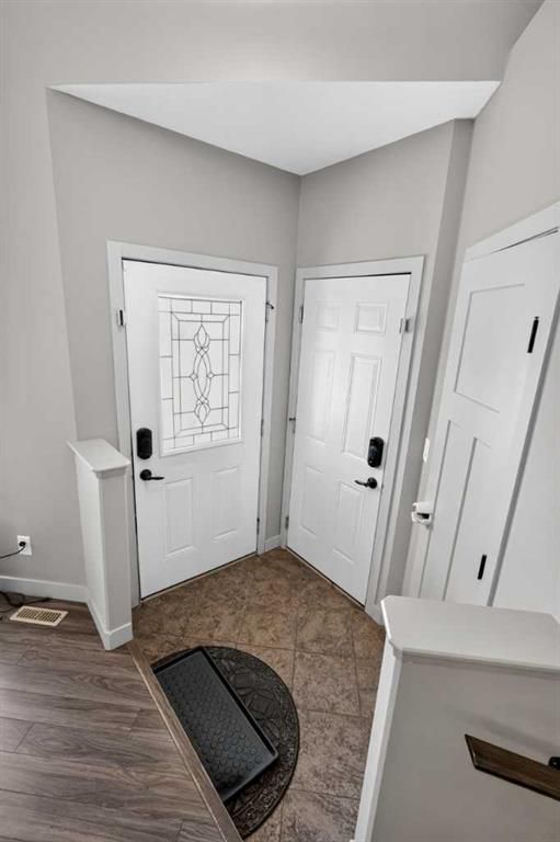 8902 95 Avenue  - Photo 3