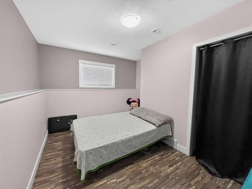 8902 95 Avenue  - Photo 31