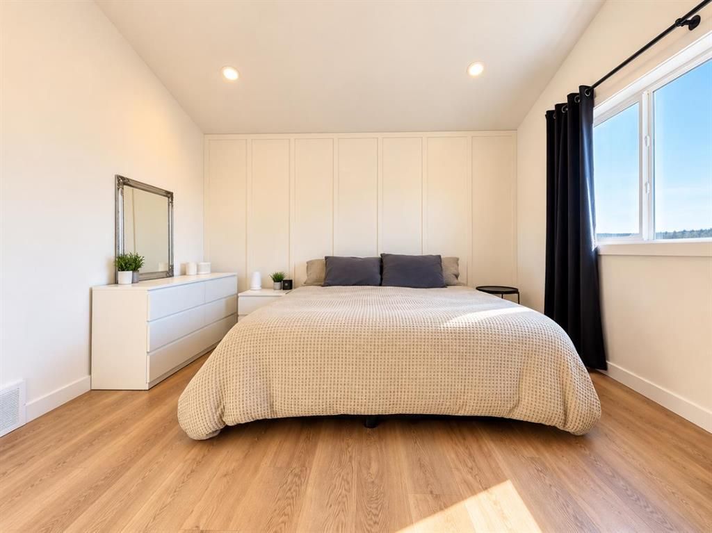 11428 107 Avenue  - Photo 32
